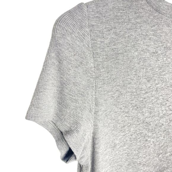 Savage X Fenty Gray Crew Neck Short Sleeve Ribbed Tshirt Size 1X - Picture 5 of 7